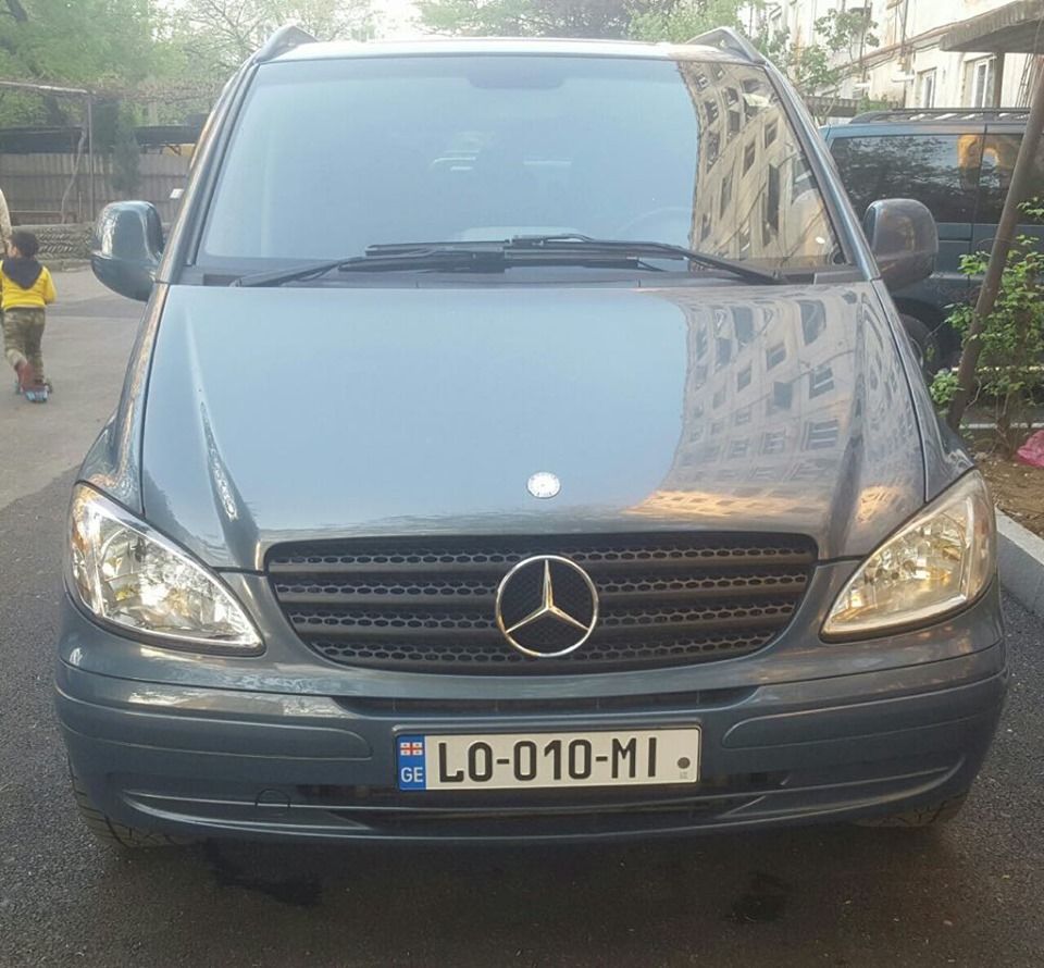 Minivan - MERCEDES-BENZ