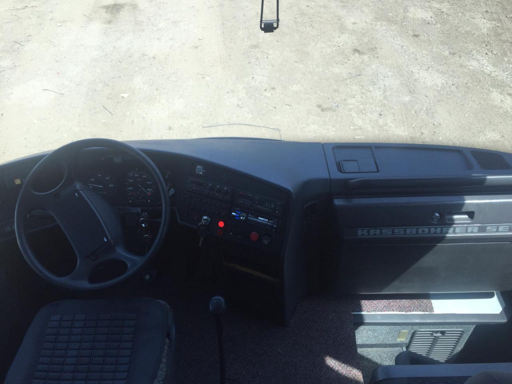 ავტობუსი - MERCEDES-BENZ