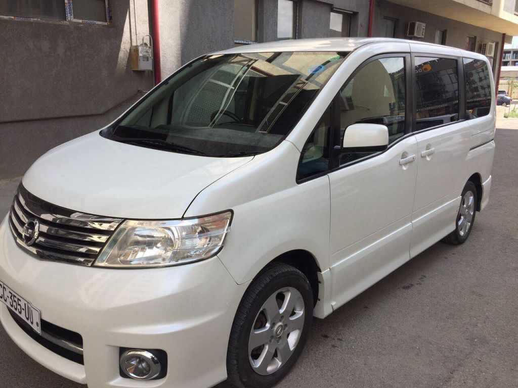 მინივენი - NISSAN