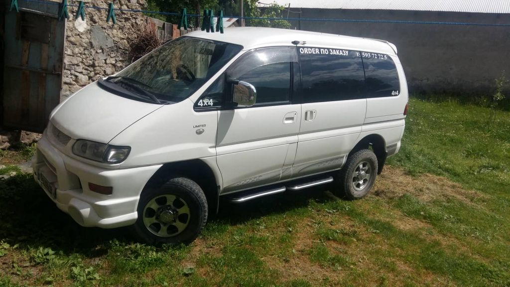 джип - MITSUBISHI