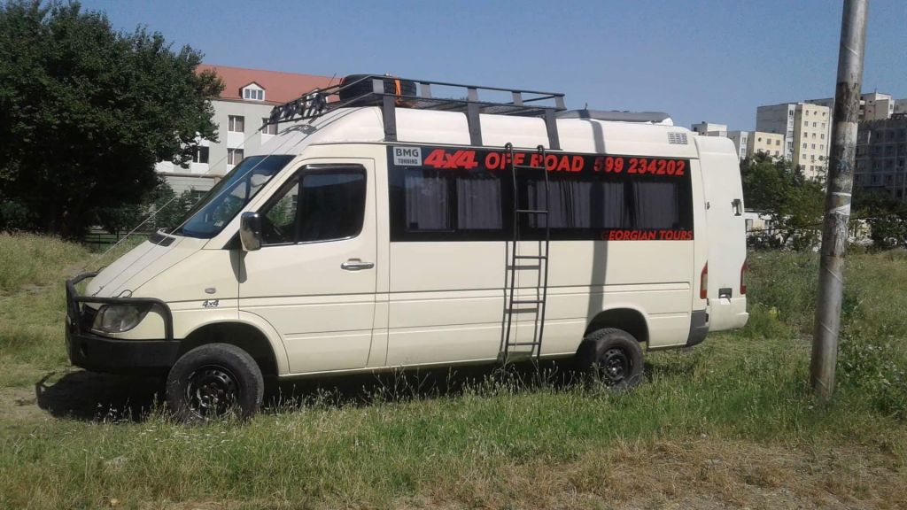 მრ.ავტობუსი - MERCEDES-BENZ