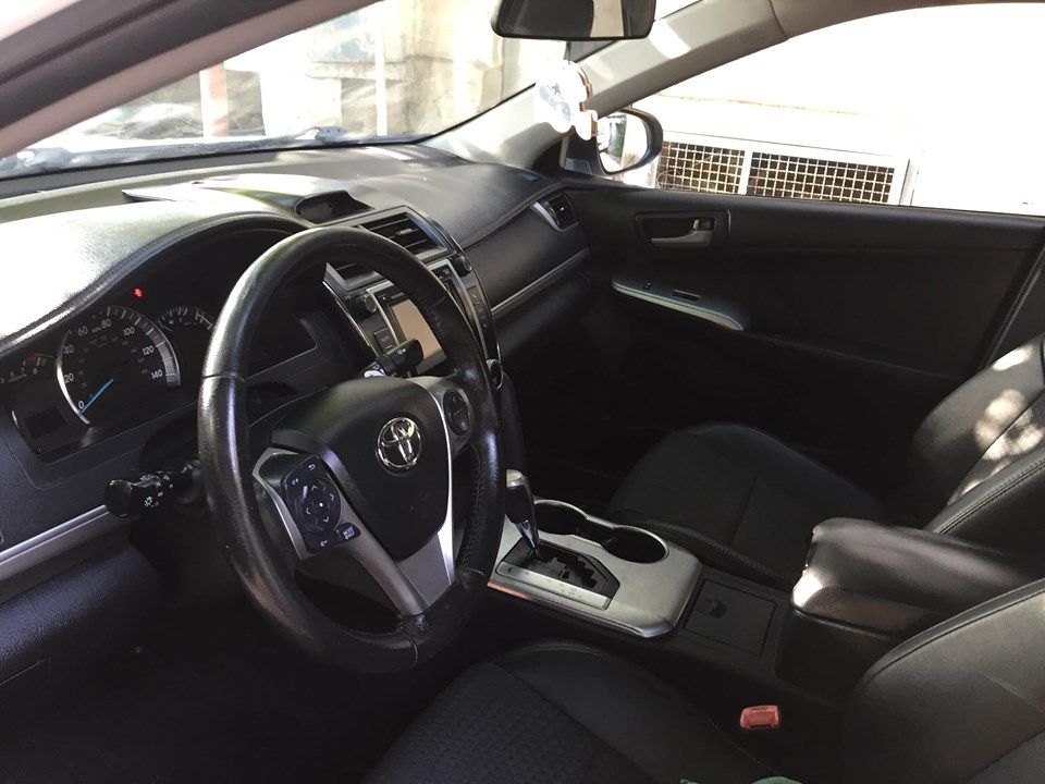 სედანი - TOYOTA