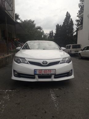 სედანი - TOYOTA