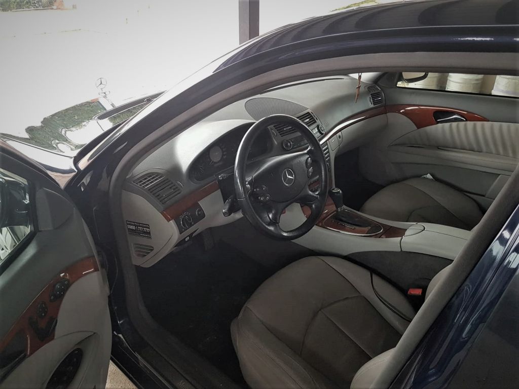 Sedan - MERCEDES-BENZ