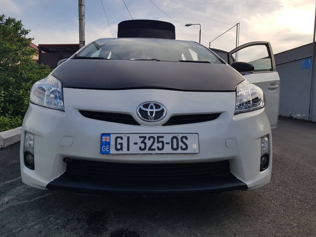 Sedan - MERCEDES-BENZ