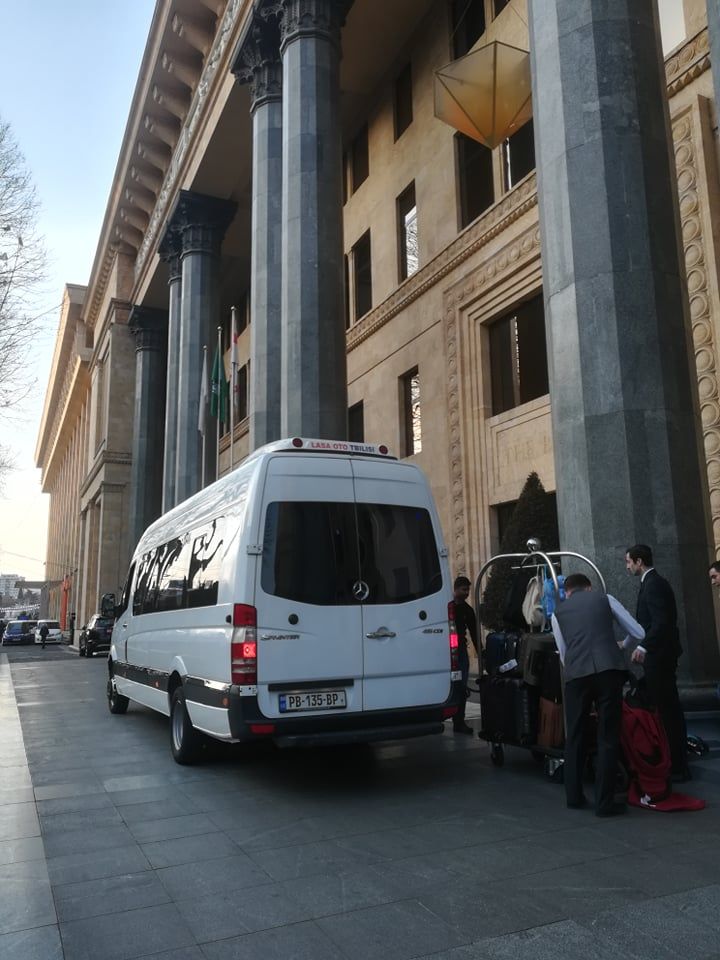 Micro Bus - MERCEDES-BENZ