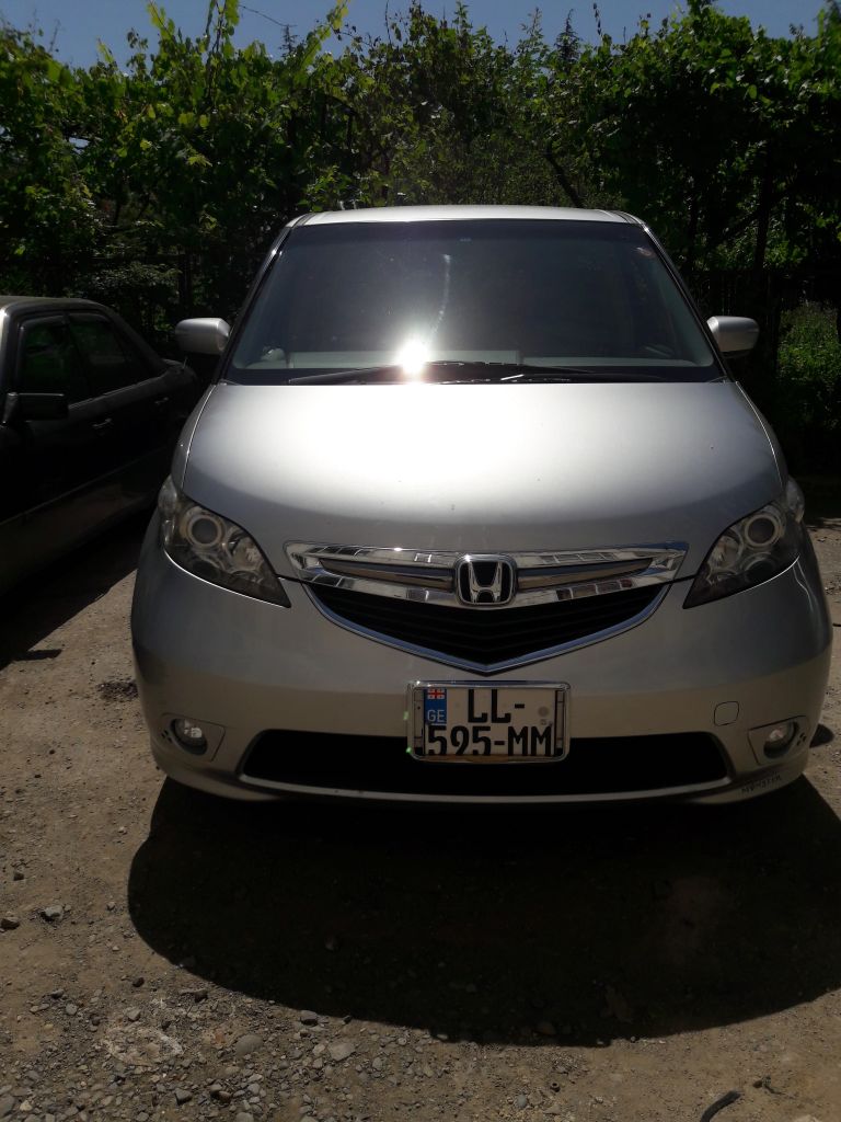 მინივენი - HONDA