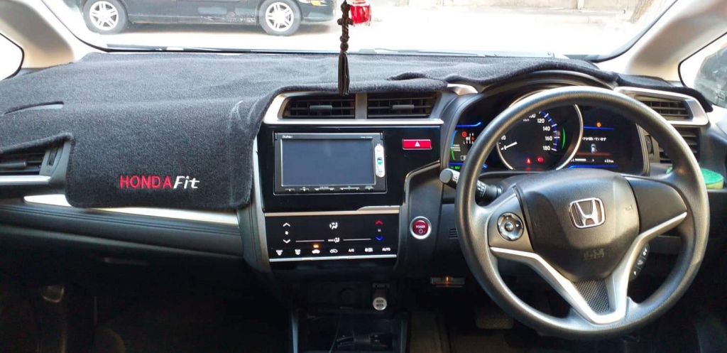 სედანი - HONDA