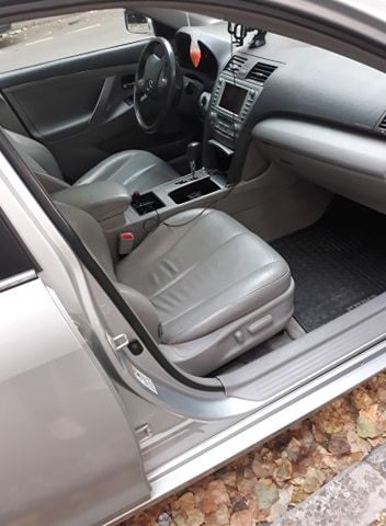 სედანი - TOYOTA