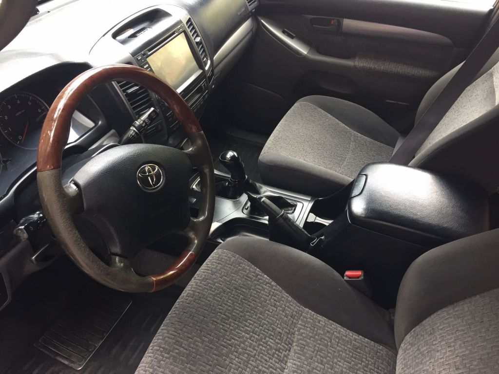 ჯიპი - TOYOTA