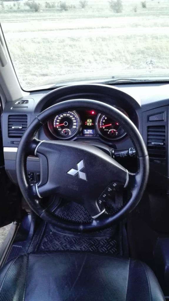 ჯიპი - MITSUBISHI