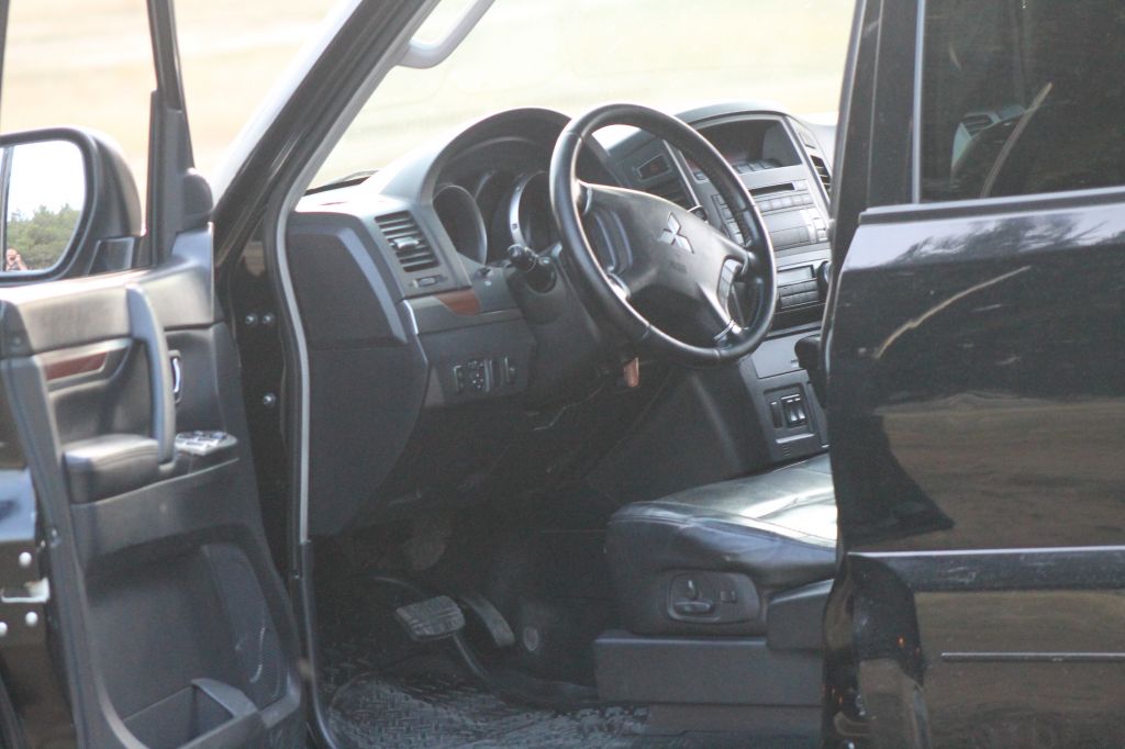 ჯიპი - MITSUBISHI