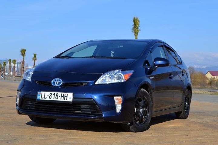 სედანი - TOYOTA