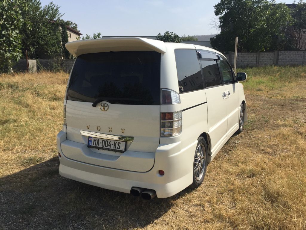 минивэн - TOYOTA