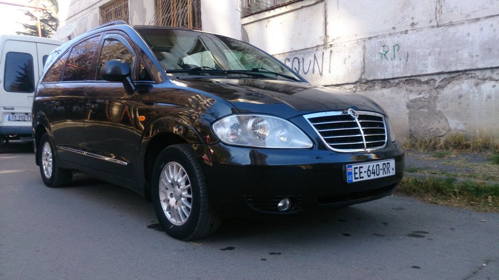 მინივენი - SSANGYONG